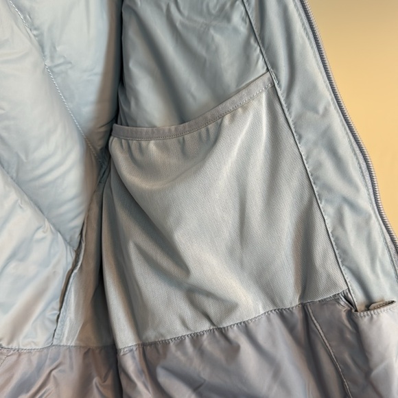 The North Face Hooded Goretex Infinium 550 Coat - Picture 9 of 11